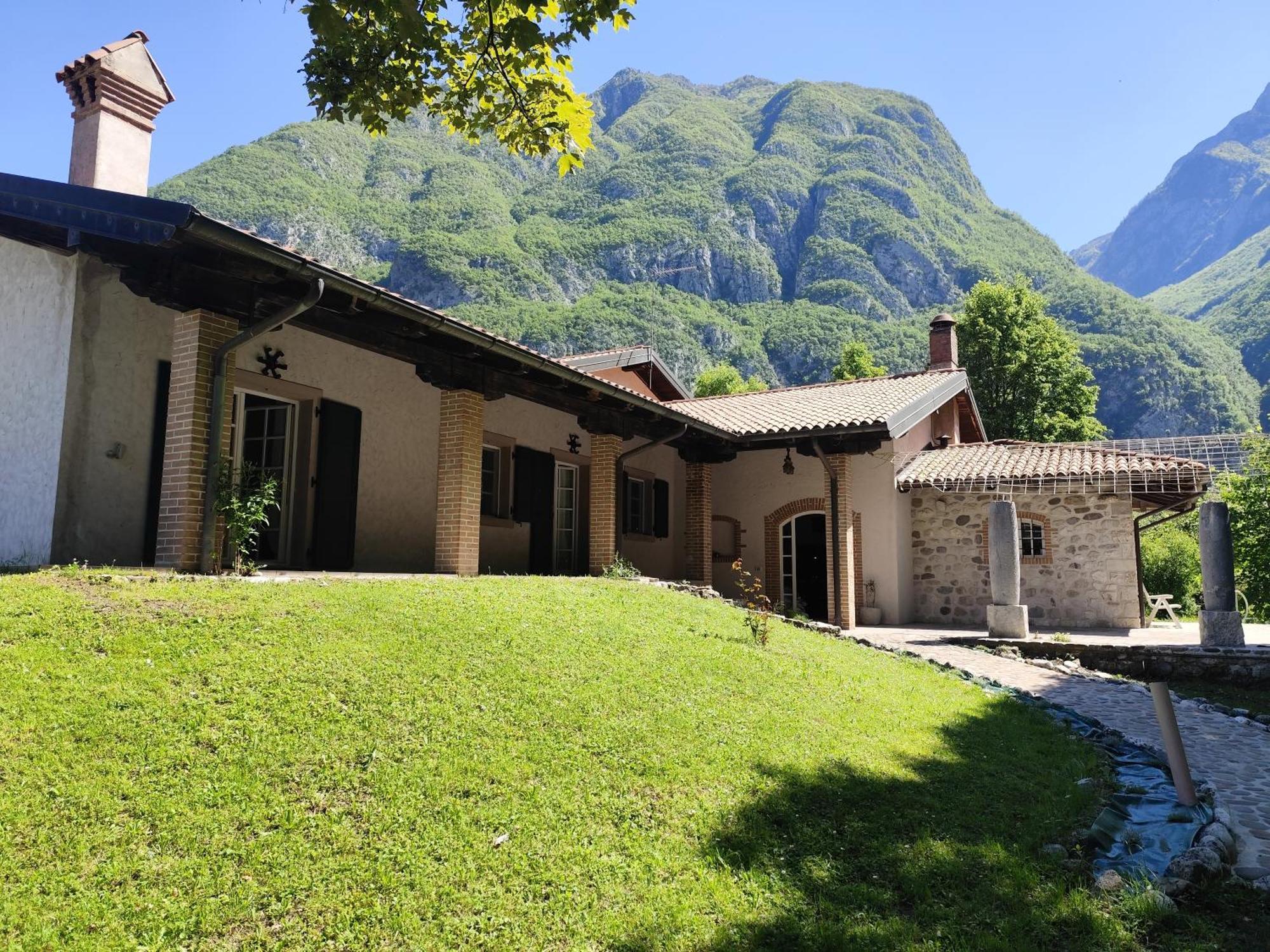 Hotel Casa Delle Risorgive Venzone Exteriér fotografie